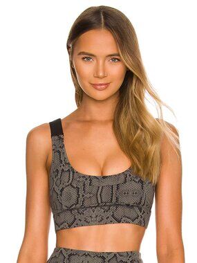 Varley Let's Go Edris Sports Br in Olive Snak - Small